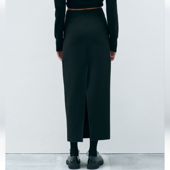 🆕️ Zara Fitted Long Skirt - Picture 2 of 4